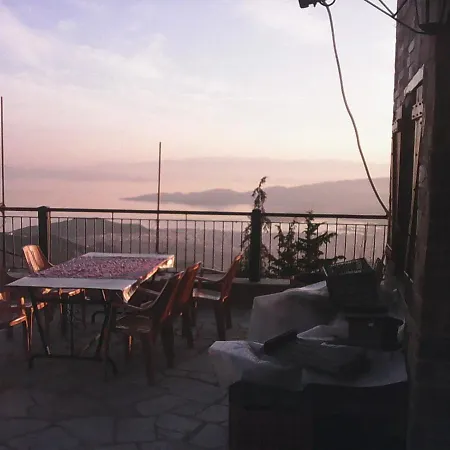 Kirmilis Apartment